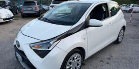 Toyota Aygo Automatica 1.0 72cv benzina